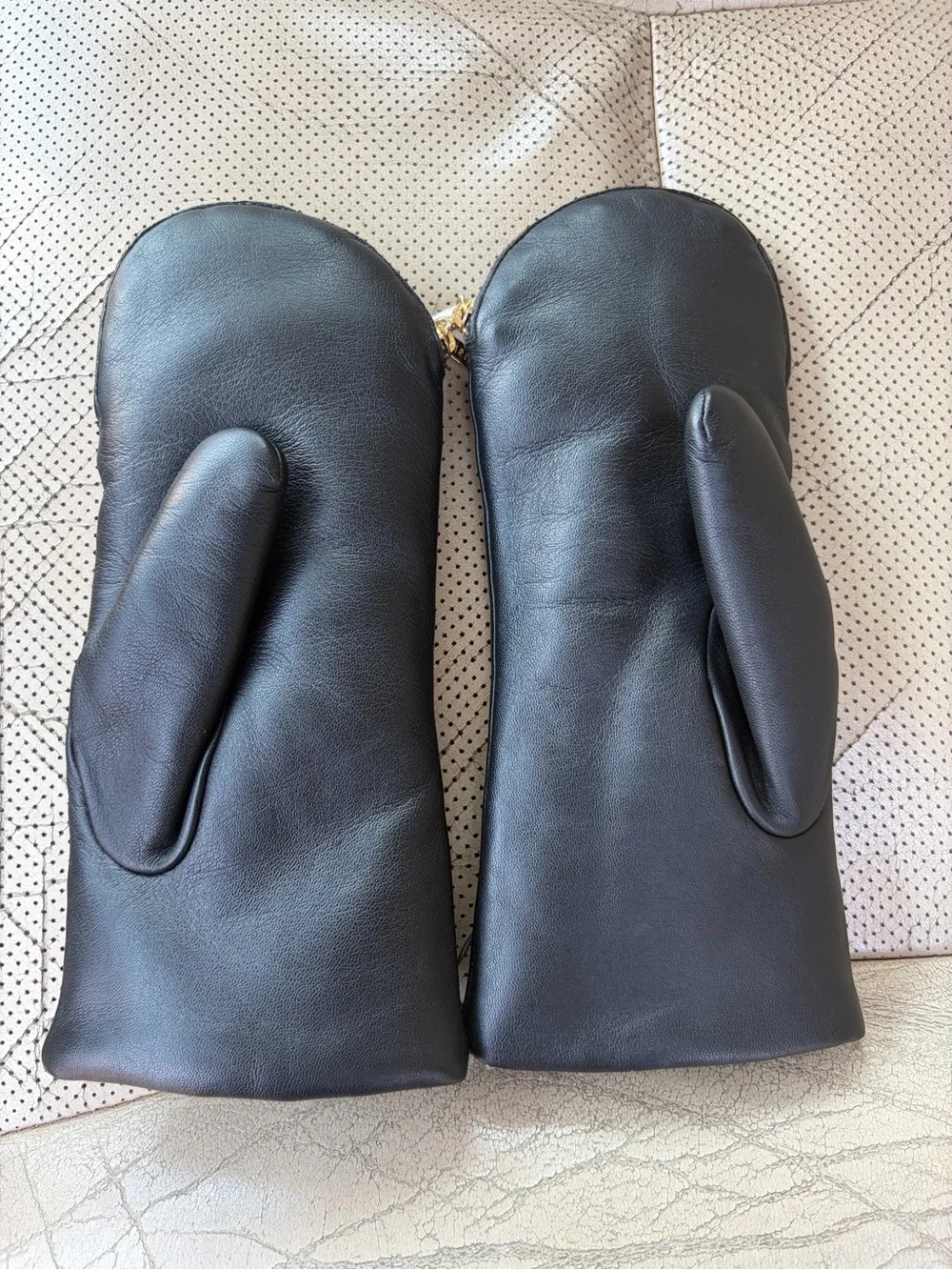 Aristide Anthropologie Mittens Lamb Leather Fleece Black Size 8 Small Warm